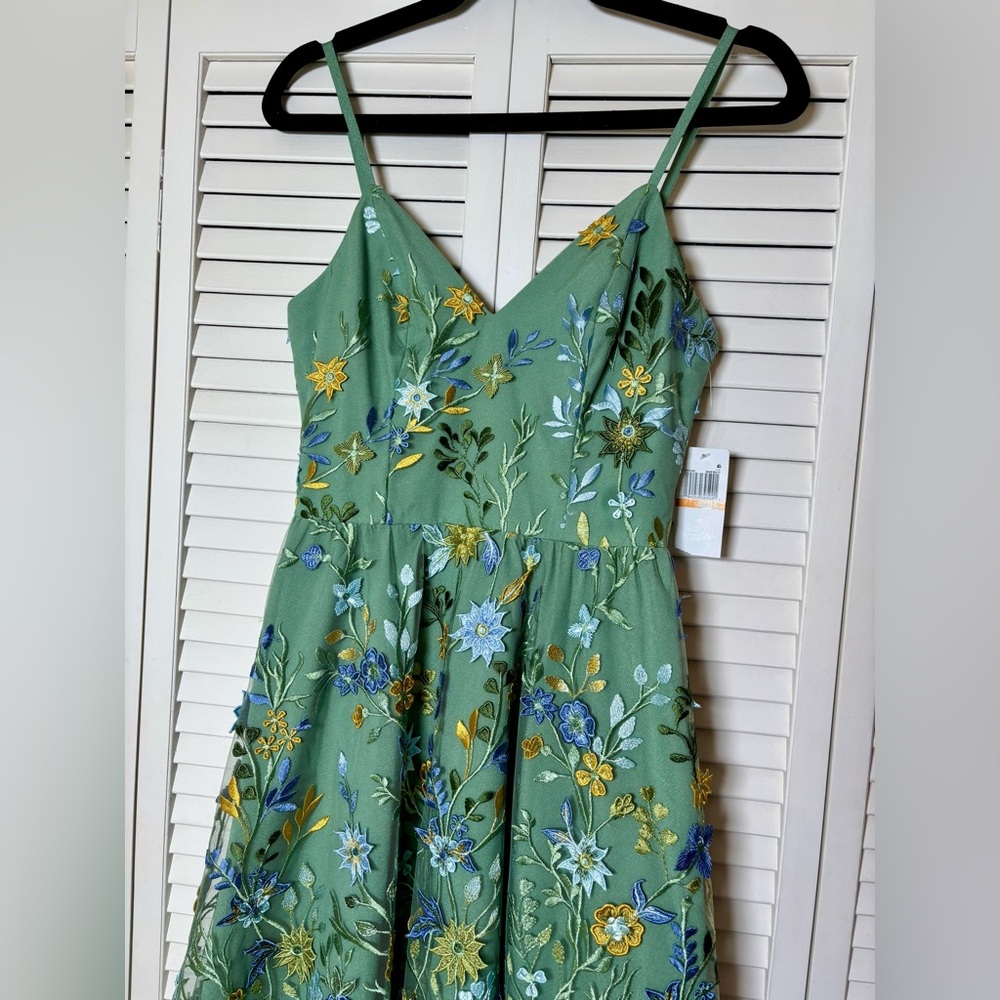 NWT Dress The Population Maren Floral 3D Embroidered Cocktail Midi Dress S - Picture 6 of 9